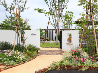 古郡ホーム株式会社(エスティナ深谷)モデルガーデン